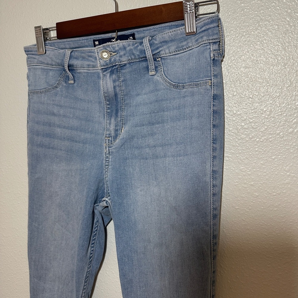 Hollister High-Rise Jean Legging Advanced Stretch Light Wash Blue Skinny 9R W29